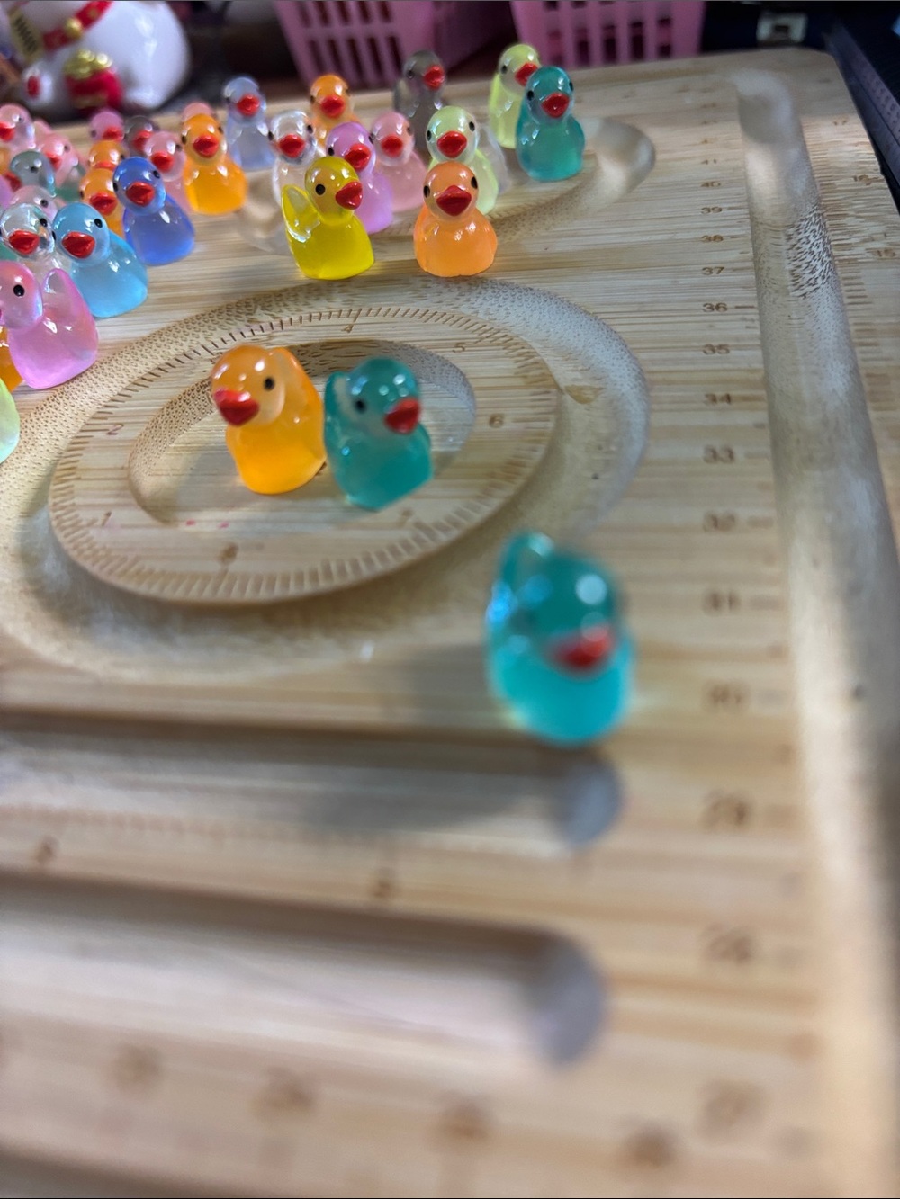 $10/11 pcs - Assorted Translucent  Duck Carvings - Multi Color Mix - Picture 3 of 3